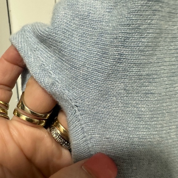 Bianco & Blue Cashmere Blend Boatneck Sweater Size M - Picture 3 of 6